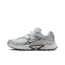 Женские кроссовки Nike V5 RNR 'Summit White Blue Tint' HQ7901-103