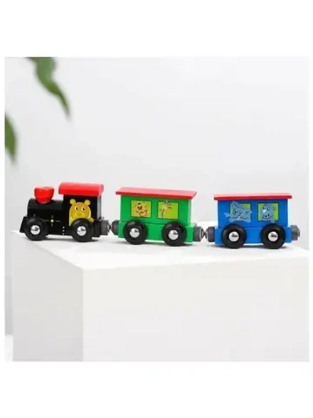 Паровозик деревянный  с магнитной сцепкой для детей