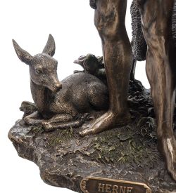 Veronese WS-575 Статуэтка «Херн-охотник»