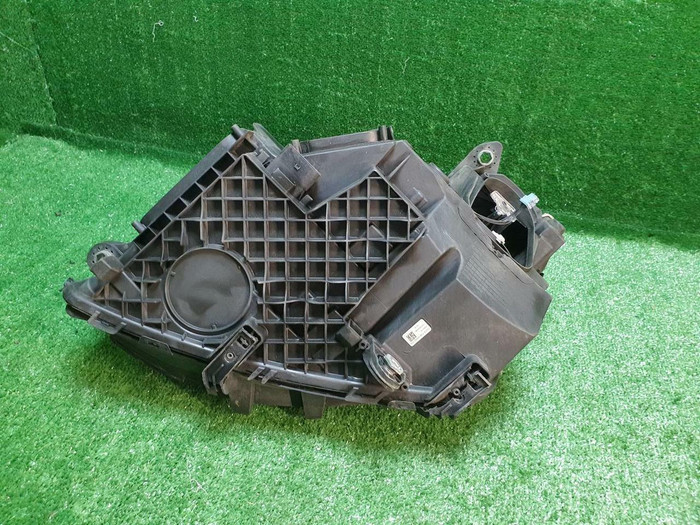 Фара правая Mercedes GLC X253 (2015-2019) LED