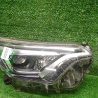 Битая Фара правая Toyota RAV4 4 CA40 (2015-2019) LED