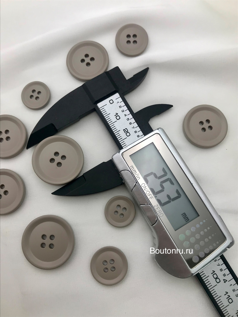 Пуговицы на прокол16 серые