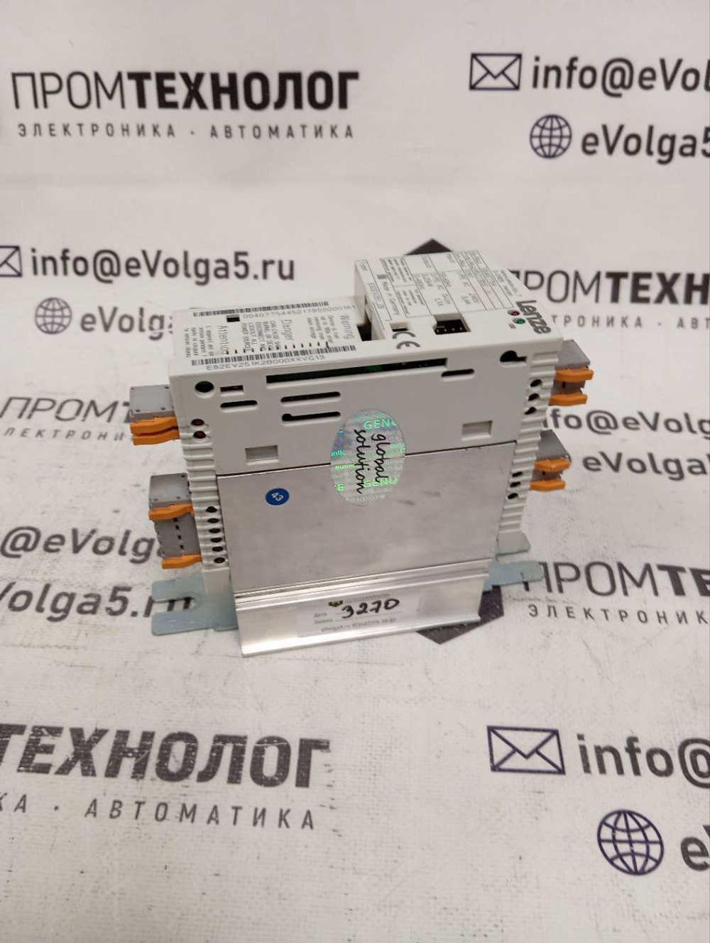 Lenze E82EV251_2B б/у