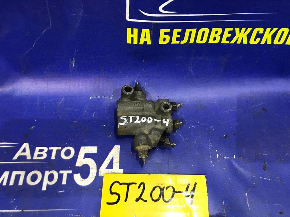 Распределитель тормозной TOYOTA CORONA EXIV 1994