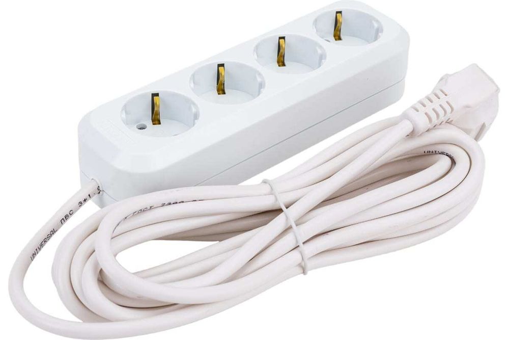 Удлинитель Универсал E-304 4 гнезда 5 метров с заземляющими контактами ПВС 3х1 9631982 16973