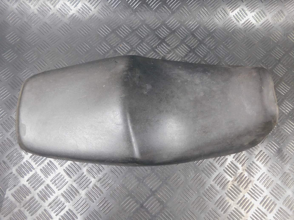 Сиденье Kawasaki ZZR 400 98 052947