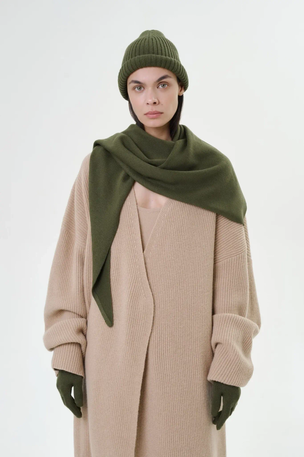 Перчатки с отворотом