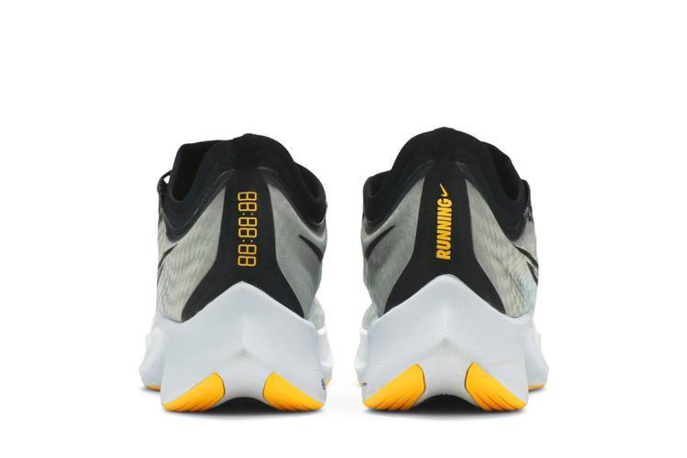 Кроссовки Nike Zoom Fly 3