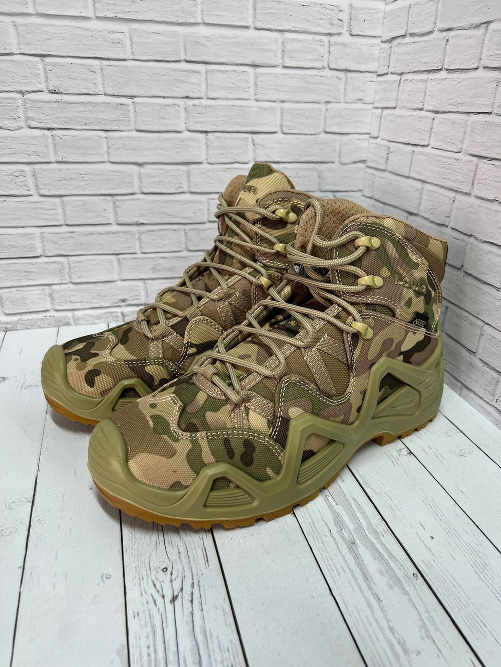 Ботинки Lowa средние / мультикам