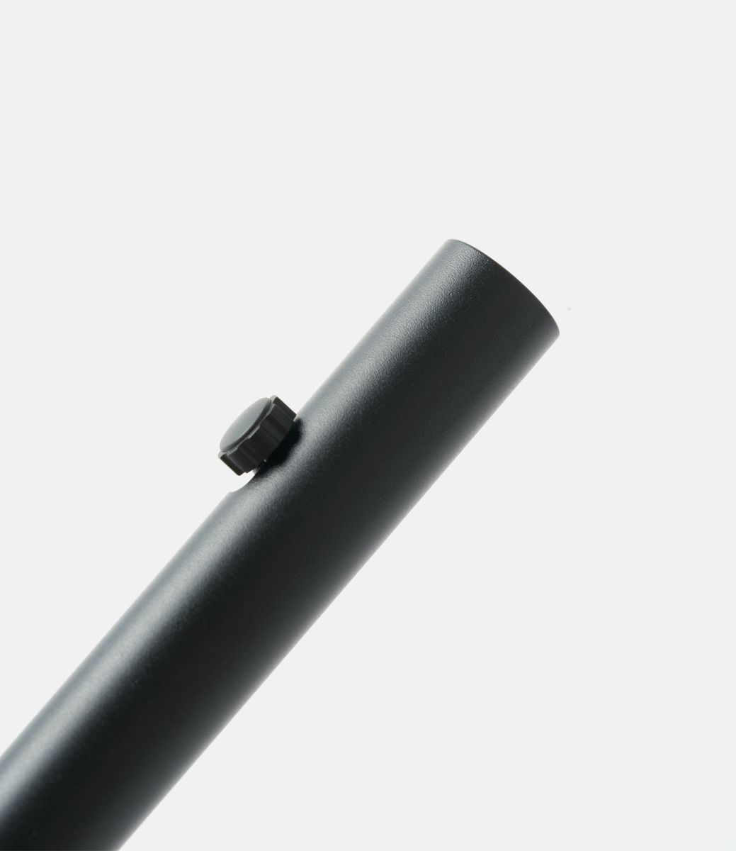 Ensso BOLT Fountain Pen Black Aluminum Set — перьевая ручка с выдвижным стержнем