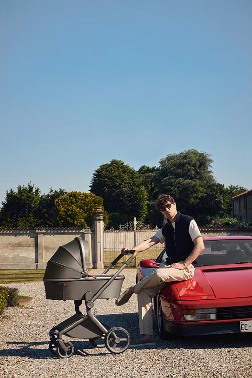 Детская коляска Anex Flo x Avionaut Cosmo 3 в 1 se-01 Cesar/ss-06 Black