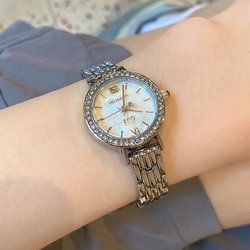 Zgo Sanrio Co branded Quartz Movement Alloy Strap Watch Women"s Watch Mother of Pearl Color Watch Dial