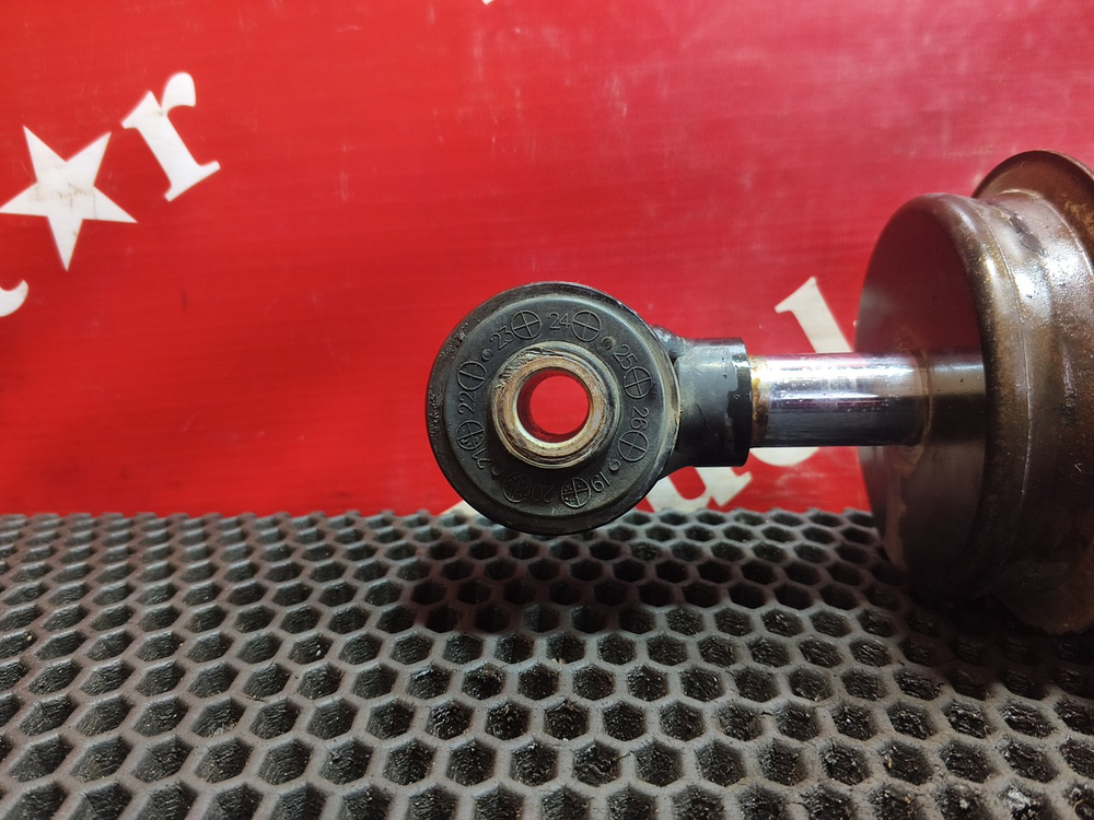 Амортизатор кабины передний 2022г