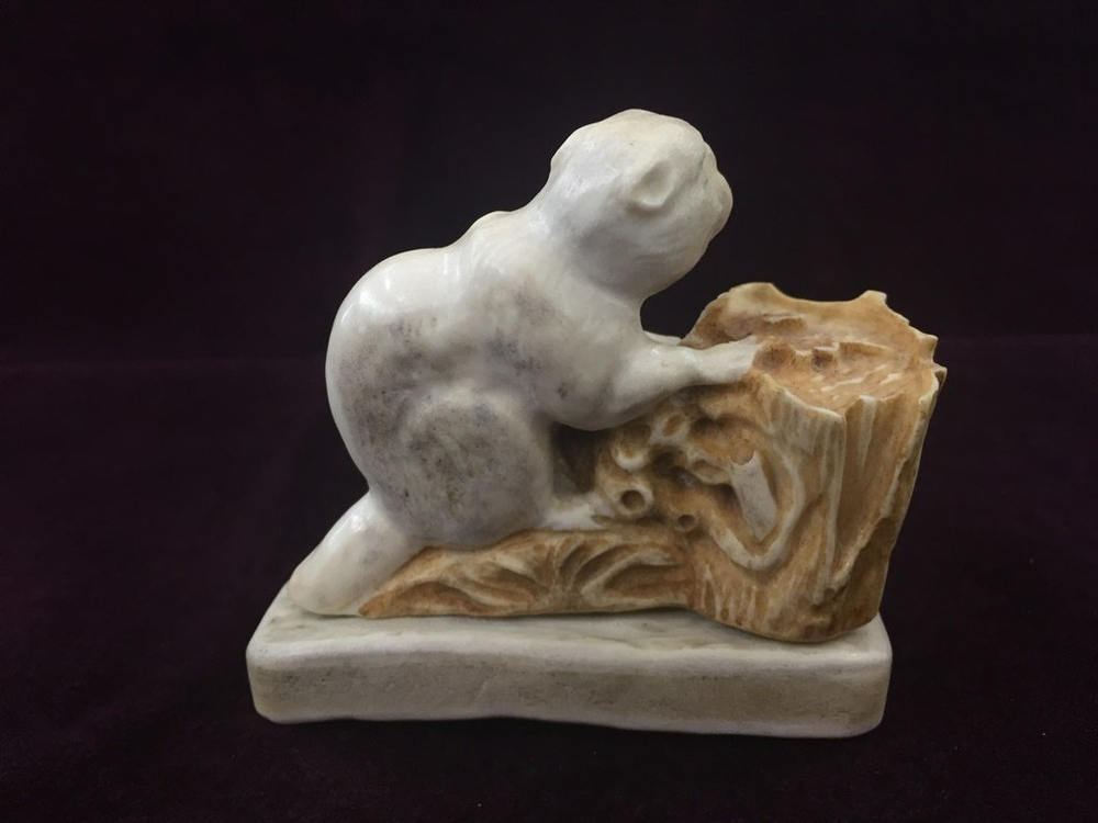 Бобёр, фигурка, из кости