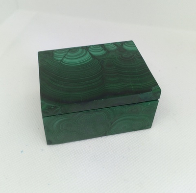 Малахитовая шкатулка прямоугольная