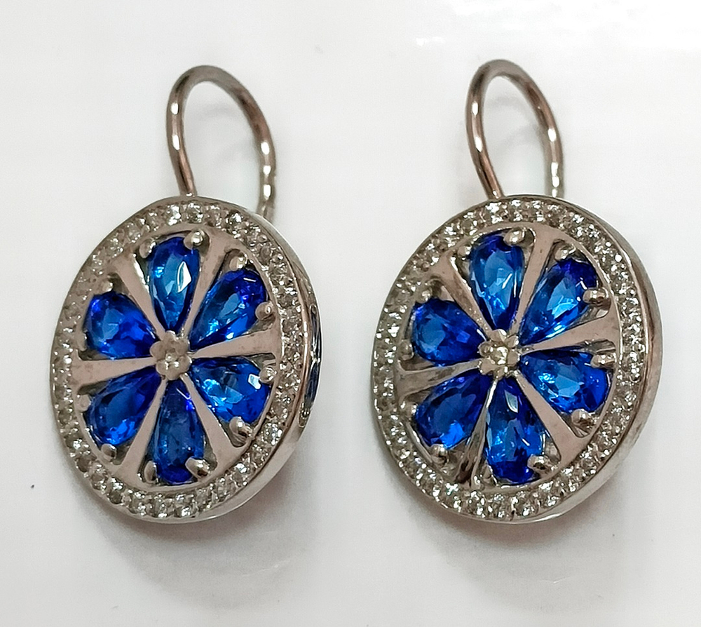 Ювелирные серьги из серебра 925 пробы