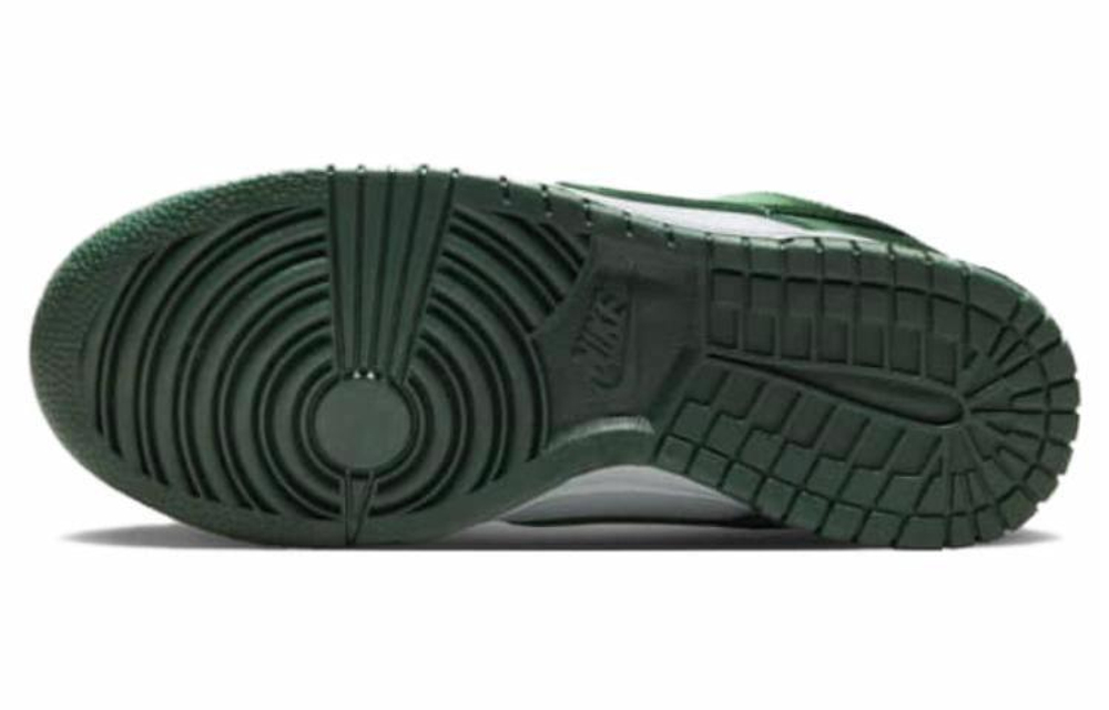 Кроссовки Nike Dunk Low "Team Green And White" (Женская размерная сетка)
