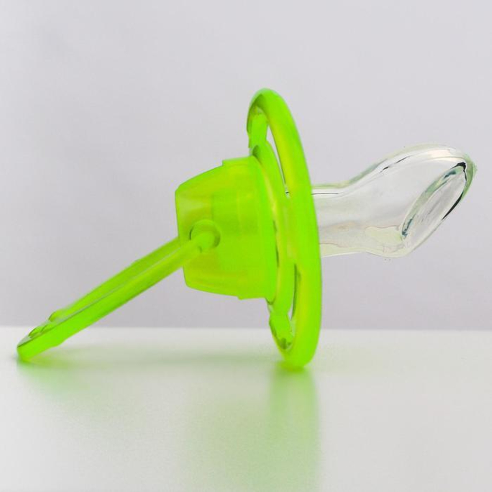 2589905 Пустышка силиконовая ортодонтическая «Бантик» с колпачком, от 0 мес., цвет зелёный