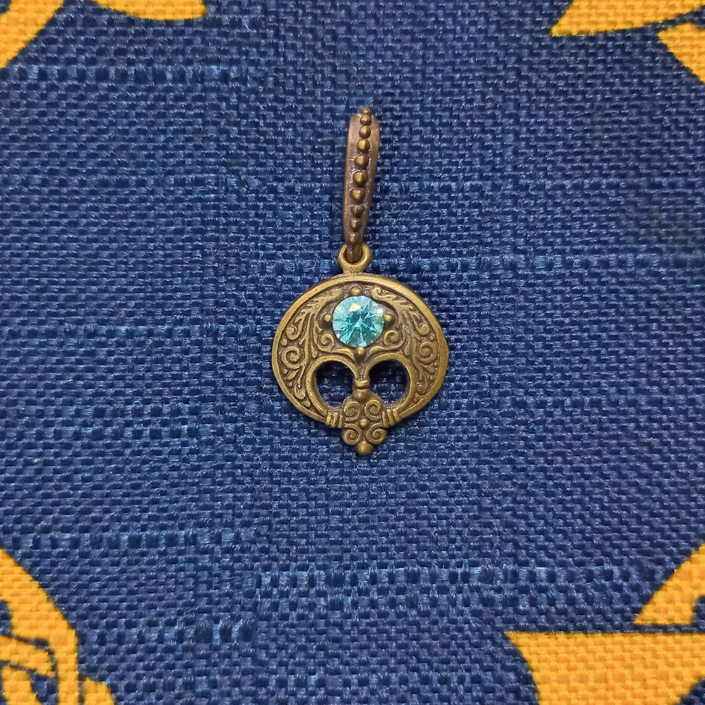 "Лунница весенняя" с крином