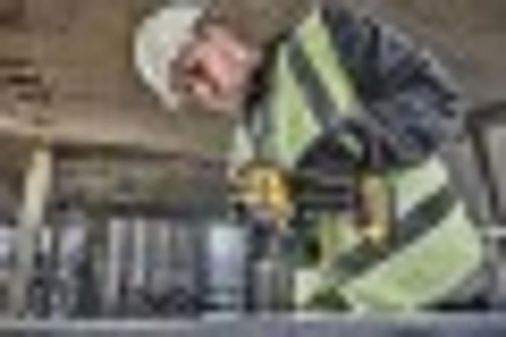 Дрель-шуруповерт аккумуляторная DeWALT DCD 800 E2T DCD800E2T-QW