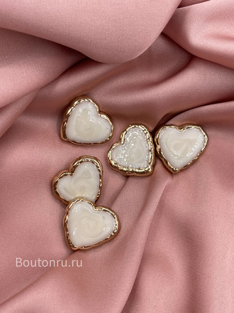 Пуговицы сердце молочная эмаль золото