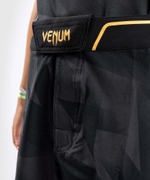 Детские шорты Venum Razor - Black/Gold