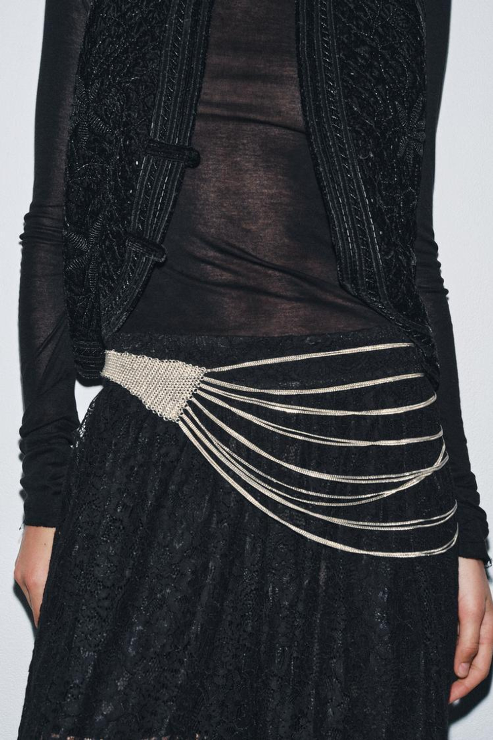 ZARA КОМБИНИРОВАННЫЙ РЕМЕНЬ ИЗ ЗВЕНЬЕВ И КОЛЕЦ, СЕРЕБРИСТЫЙ