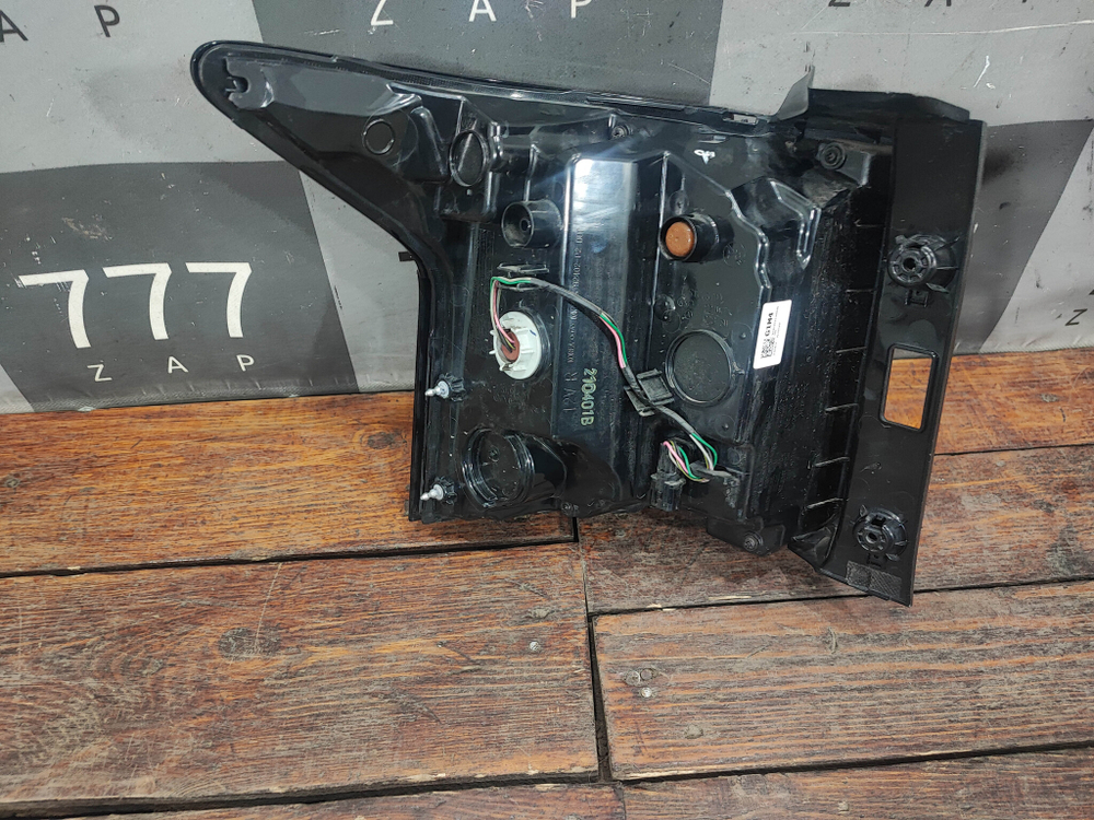 Фонарь задний правый Kia Sorento 4 (MQ4) 20-нв Б/У Оригинал 92402P2100