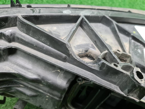 Фара правая Mercedes A W177 (2018-2022) LED