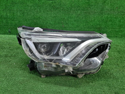 Битая Фара правая Toyota RAV4 4 CA40 (2015-2019) LED