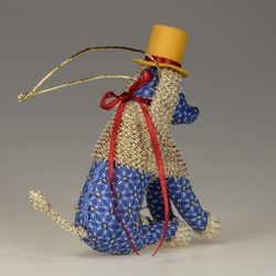 Бисерная ёлочная игрушка Пудель в шляпе