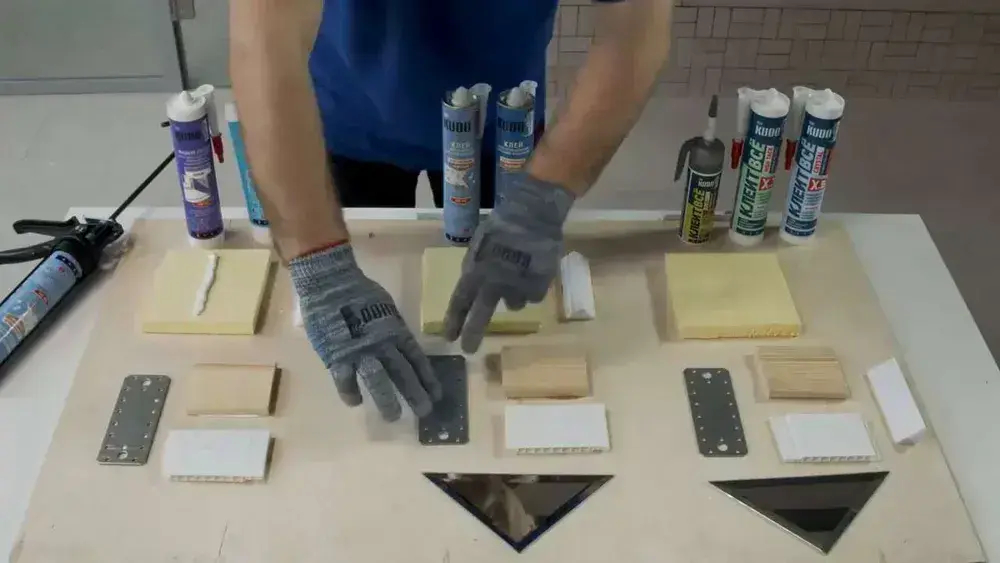 Клей-герметик монтажный KUDO "ЖИДКИЕ ГВОЗДИ" на акриловой основе. Универсальный, белый, KBK 301