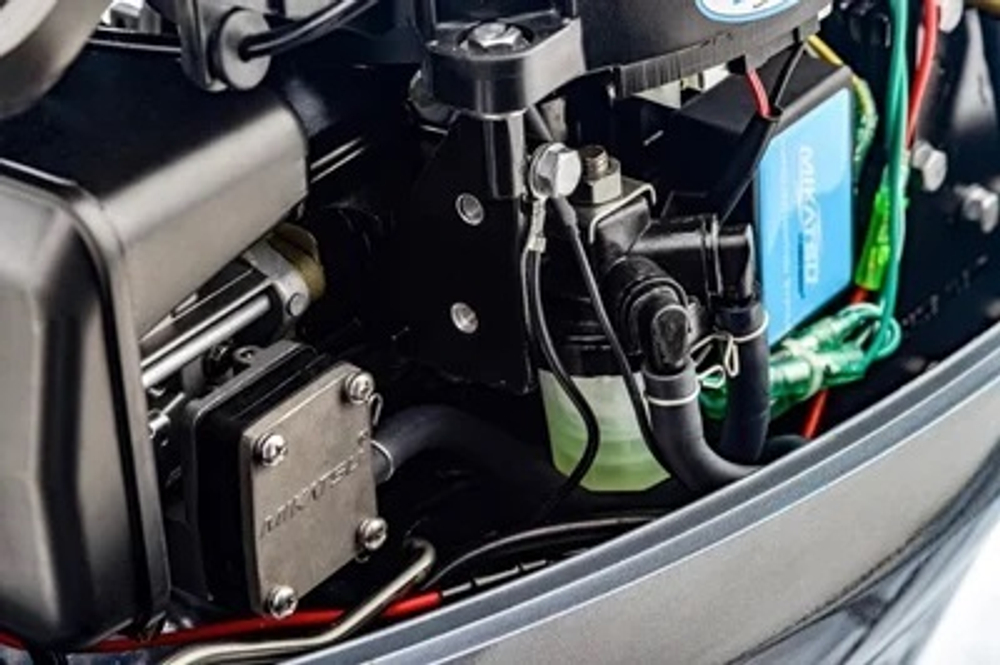 Лодка ПВХ АДМИРАЛ 360 SPORT + 2х-тактный лодочный мотор MIKATSU M15FHS