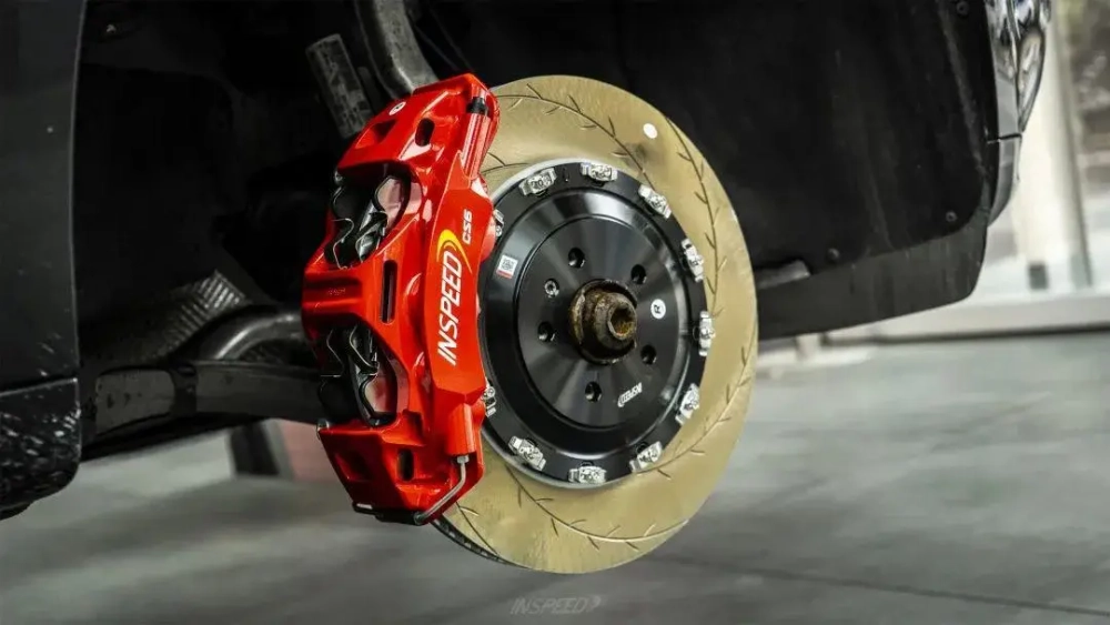 Усиленная тормозная система InSpeed Porsche Makan Порше макан Тормоза Суппорт диски Колодки