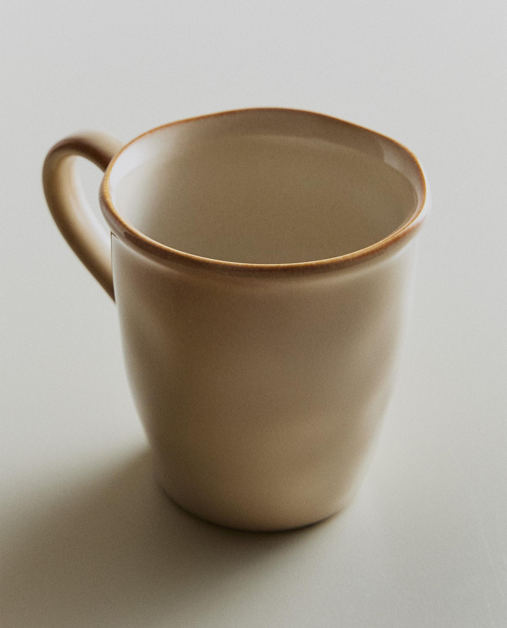 Zara Home чашка из каменной керамики, цвет кремовый, 12 см