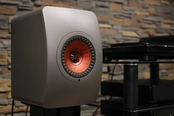 KEF LS50 Wireless II Titanium Grey