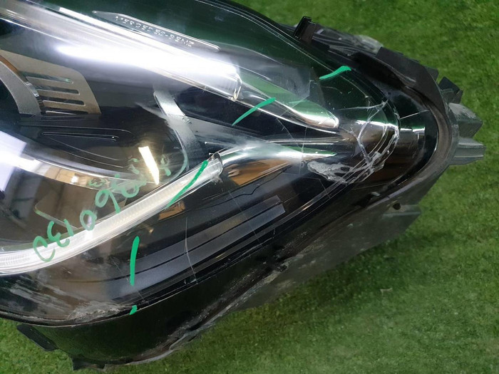 Фара левая Mercedes GLC X253 (2019-2022) LED
