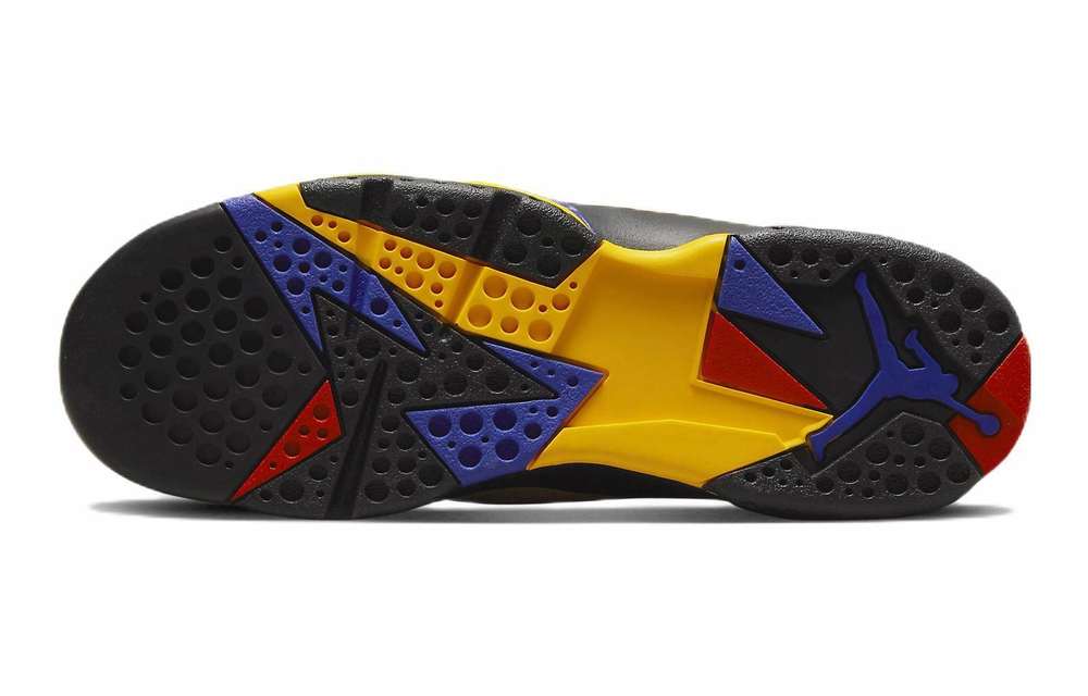 Кроссовки Jordan Air Jordan 7 Retro Se "Afrobeats" (Женская размерная сетка)