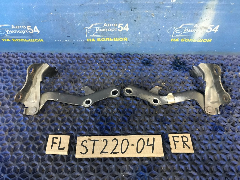 Петля капота правая TOYOTA AVENSIS 2001