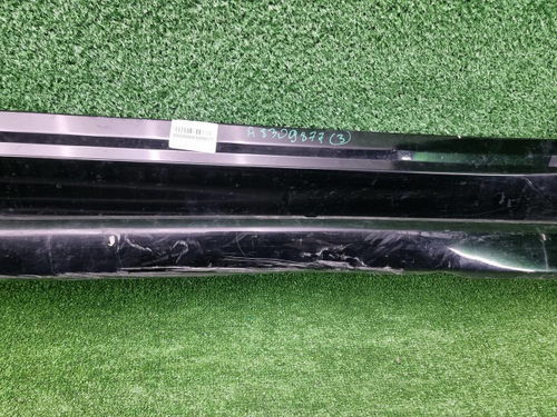 Накладка порога правая Toyota Land Cruiser 300 (2021-н.в.)