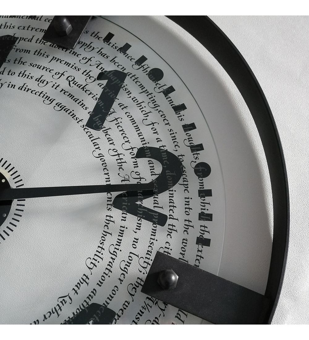 Салют SLT-114 Часы интерьерные «BLACK»