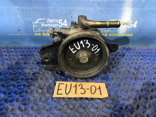 Насос ГУР NISSAN BLUEBIRD 1993