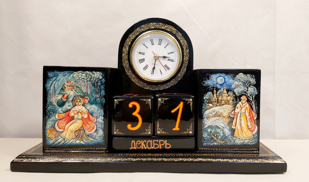 Настольный набор с часами и календарем с ручной росписью Палех "Русские сказки"