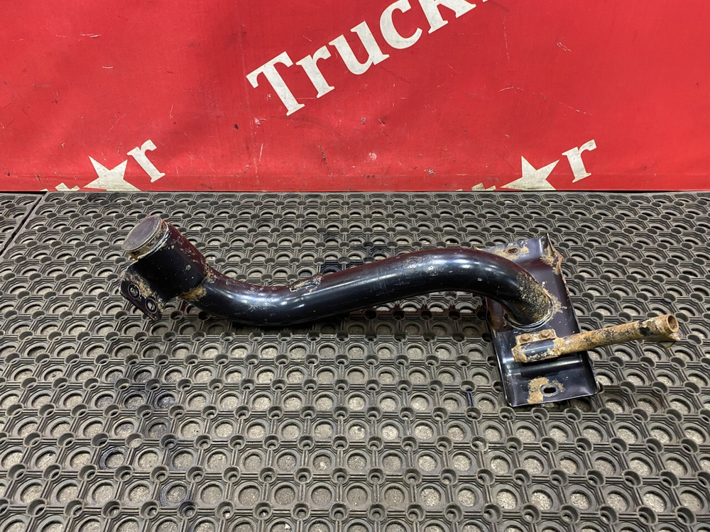 Кронштейн корпуса подножек левый 2023г