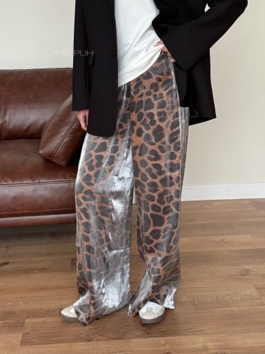 Широкие коричневые брюки с леопардовым принтом