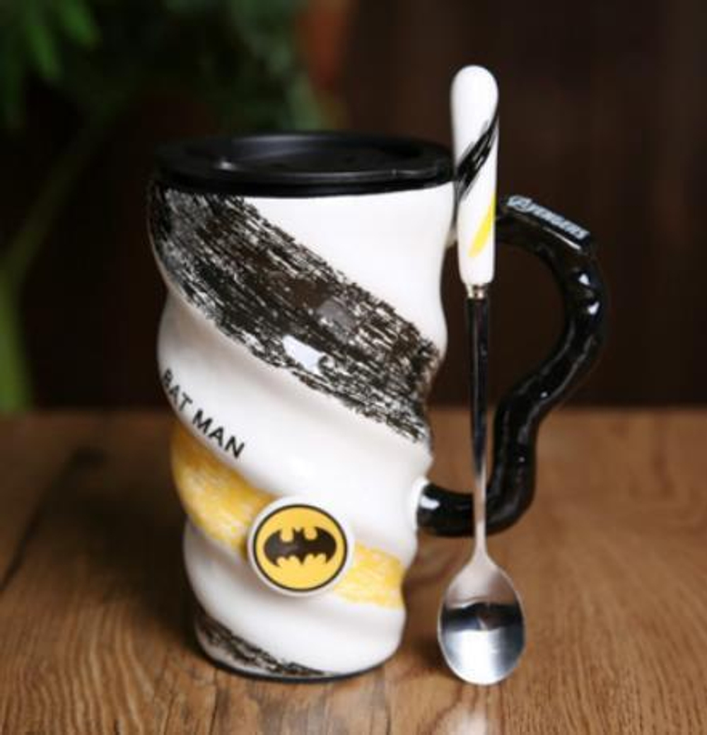 283005.1  Кружка "BAT MAN" крышка+ложка, h=15см, d=9см, 520мл, керамика/пластик белый/черный