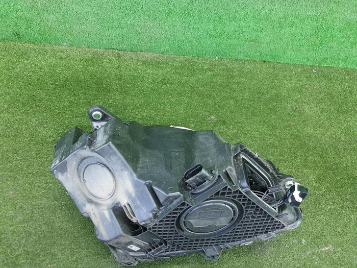 Фара левая Mercedes GLC X253 (2019-2022) LED