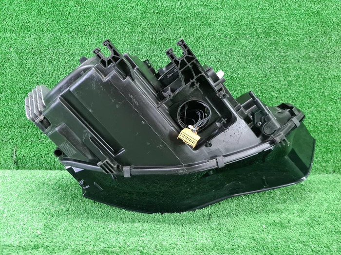 Фара левая Audi A5 1 8T (2011-2016) ксенон