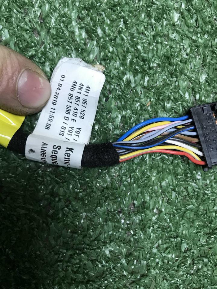 Зеркало правое Audi A8 4 D5 (2017-н.в.) 14 конт.