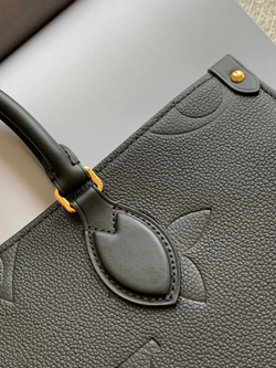 Louis Vuitton Onthego MM